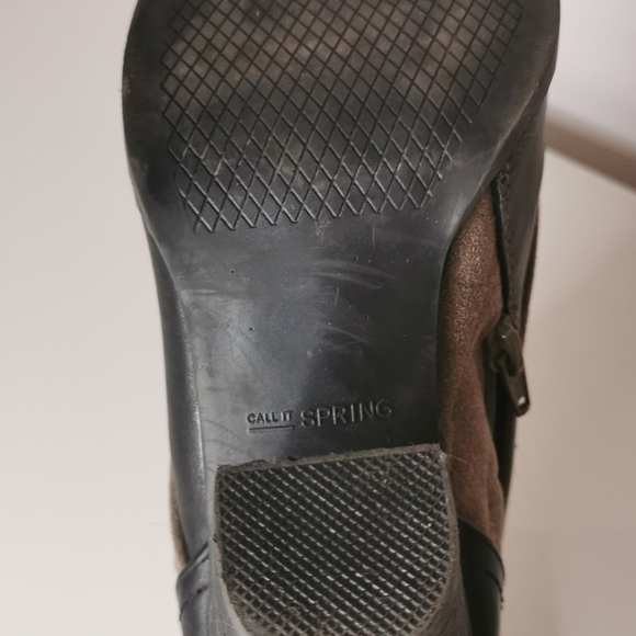 Shoes - Picture 5 of 5